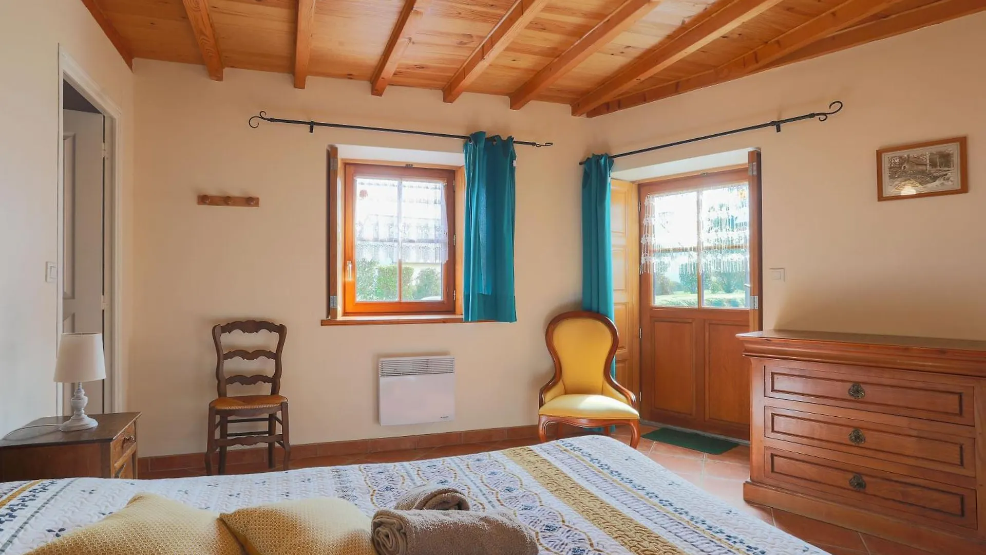 Maison Bleue La Roche-Jaudy Holiday home